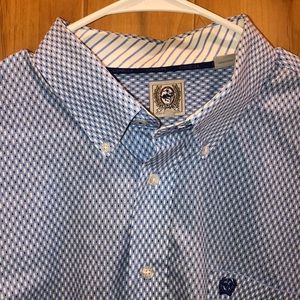 Long sleeve cinch button down blue white